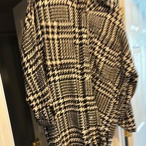HYFVE Monochrome Houndstooth Knit